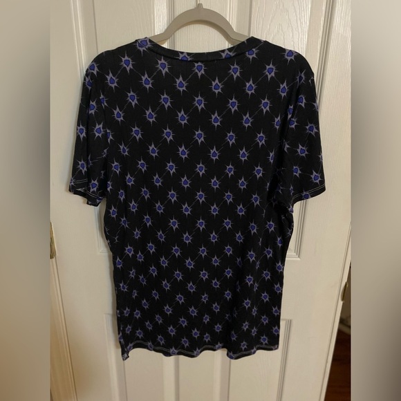 Free People Starburst with heart motif blue Tee. - Picture 4 of 4